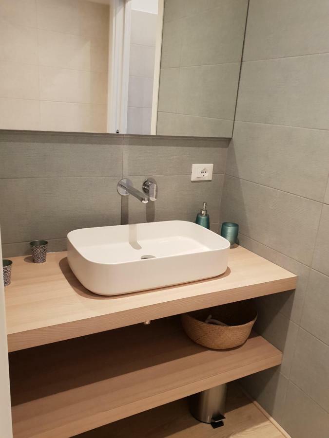 Apartamento 34 Via Giulio Carcano